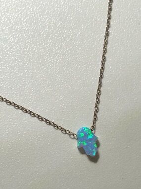 Delicate Gold Hamsa Hand Pendant Necklace - Iridescent Opal